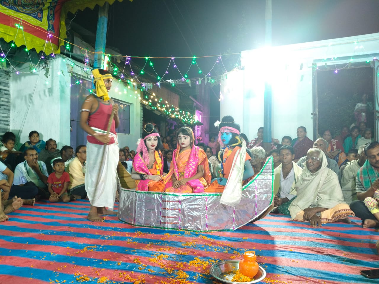 श्रीराम युवा समिति का अभिनययुक्त भजन प्रस्तुति उड़ीसा में